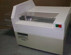 Хлеборезка 380 V/0,4 kW Mlada Gvardia АХМ-300T Хлеборезка 380 V/0,4 kW Mlada Gvardia АХМ-300T